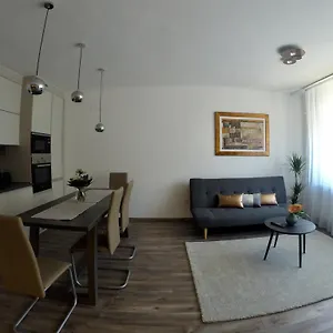  Apartmán Heroes'