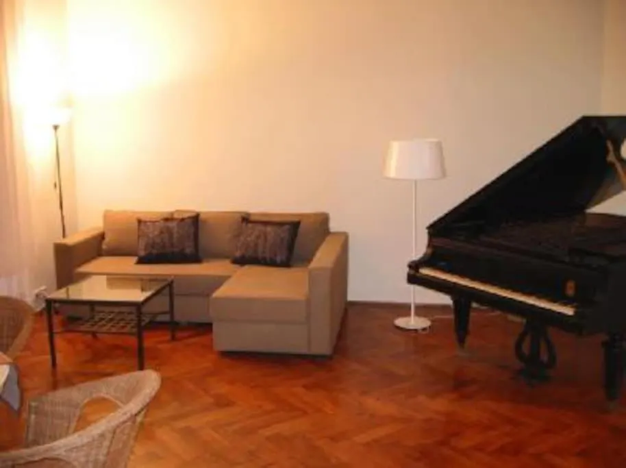 Airam Apartment Center Budapest 120M2